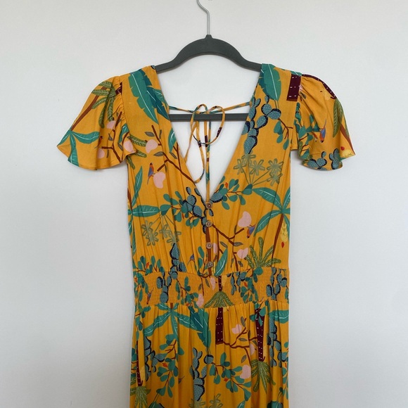 Open Back Summer Dress - Picture 2 of 5